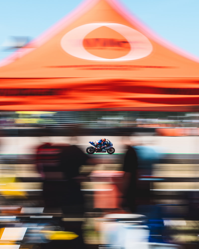 a motorcycle racing